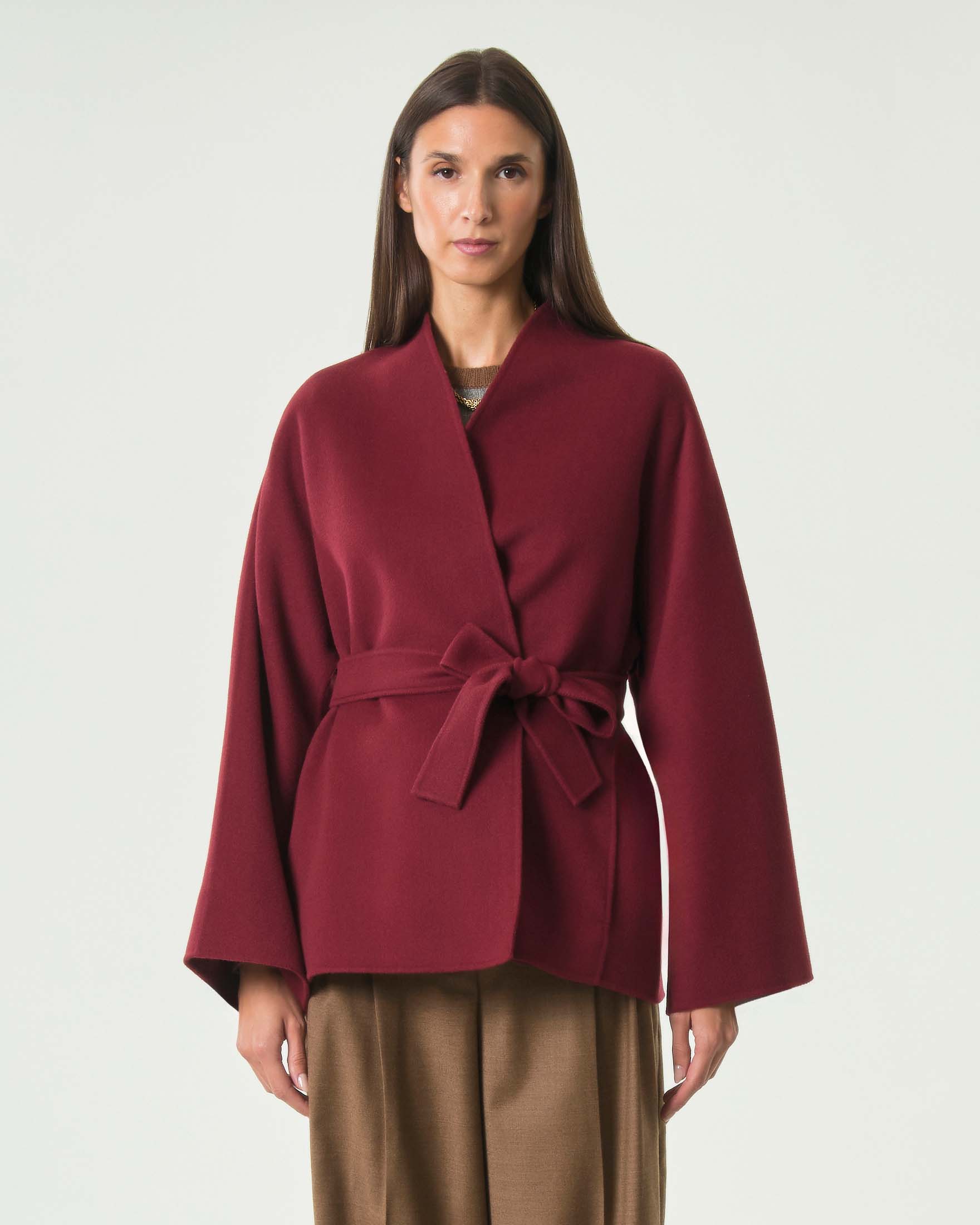 Cappotto corto a vestaglia Max Mara Studio rubino in lana e seta con cachemire