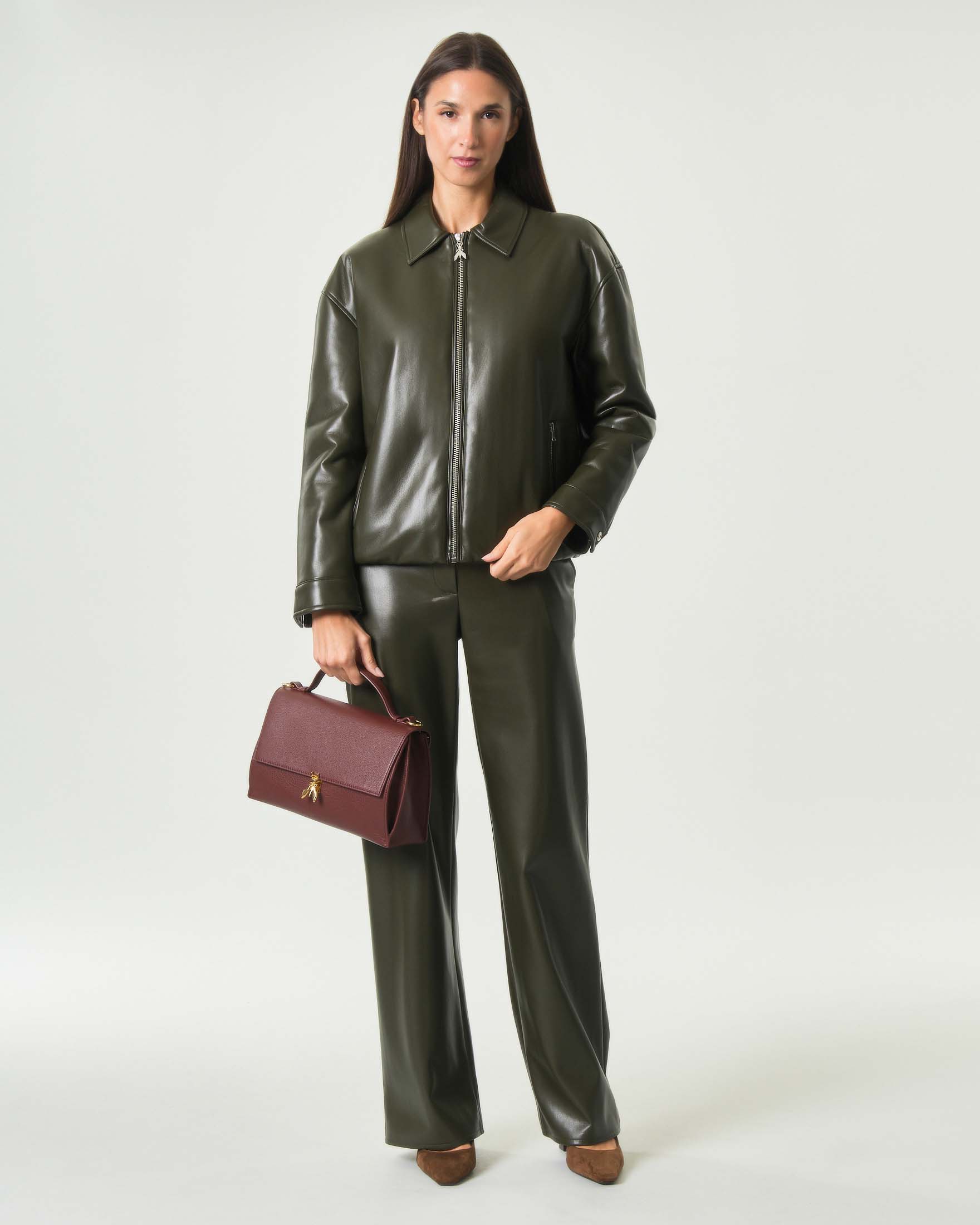 Pantalone dritto Patrizia Pepe verde militare in similpelle con passani da cintura e pince