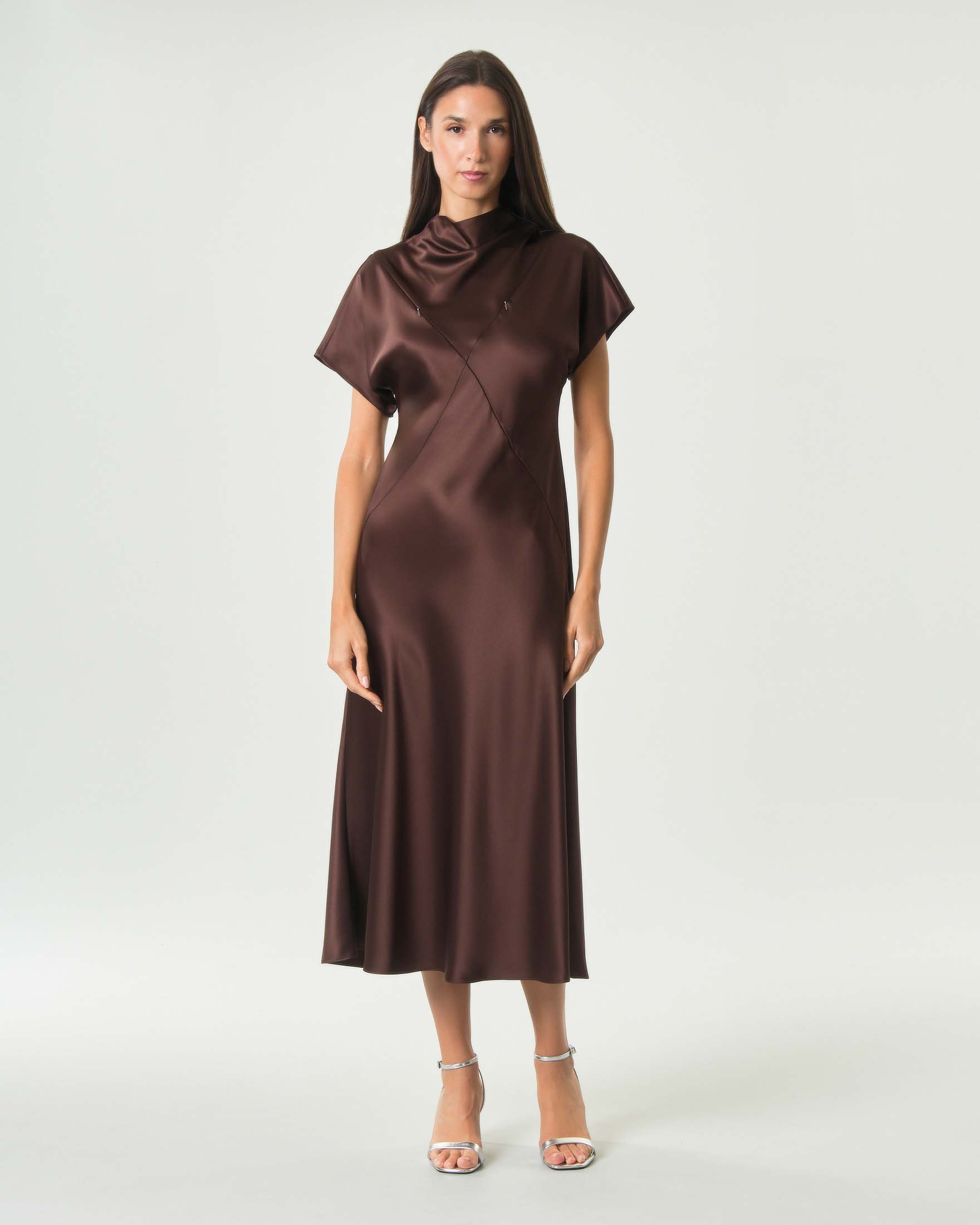 Abito midi a collo alto Pinko marrone in satin con maniche ad aletta e aperture zip diagonali