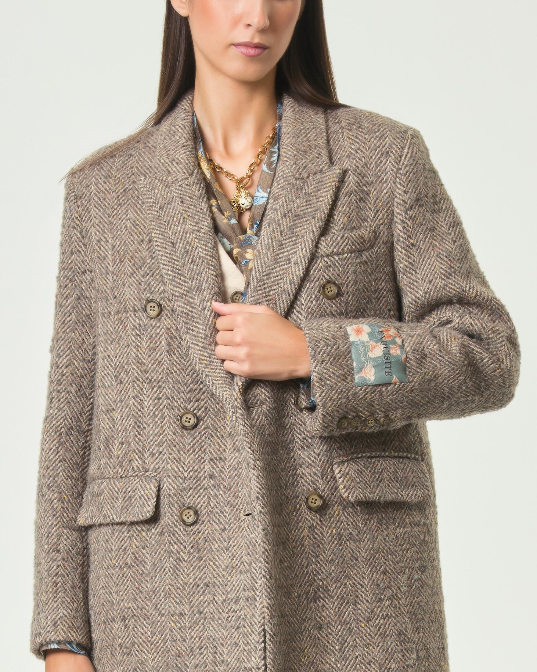 Cappotto midi doppiopetto Wu'Side greige in misto lana spinato melange con taschino sul petto image
