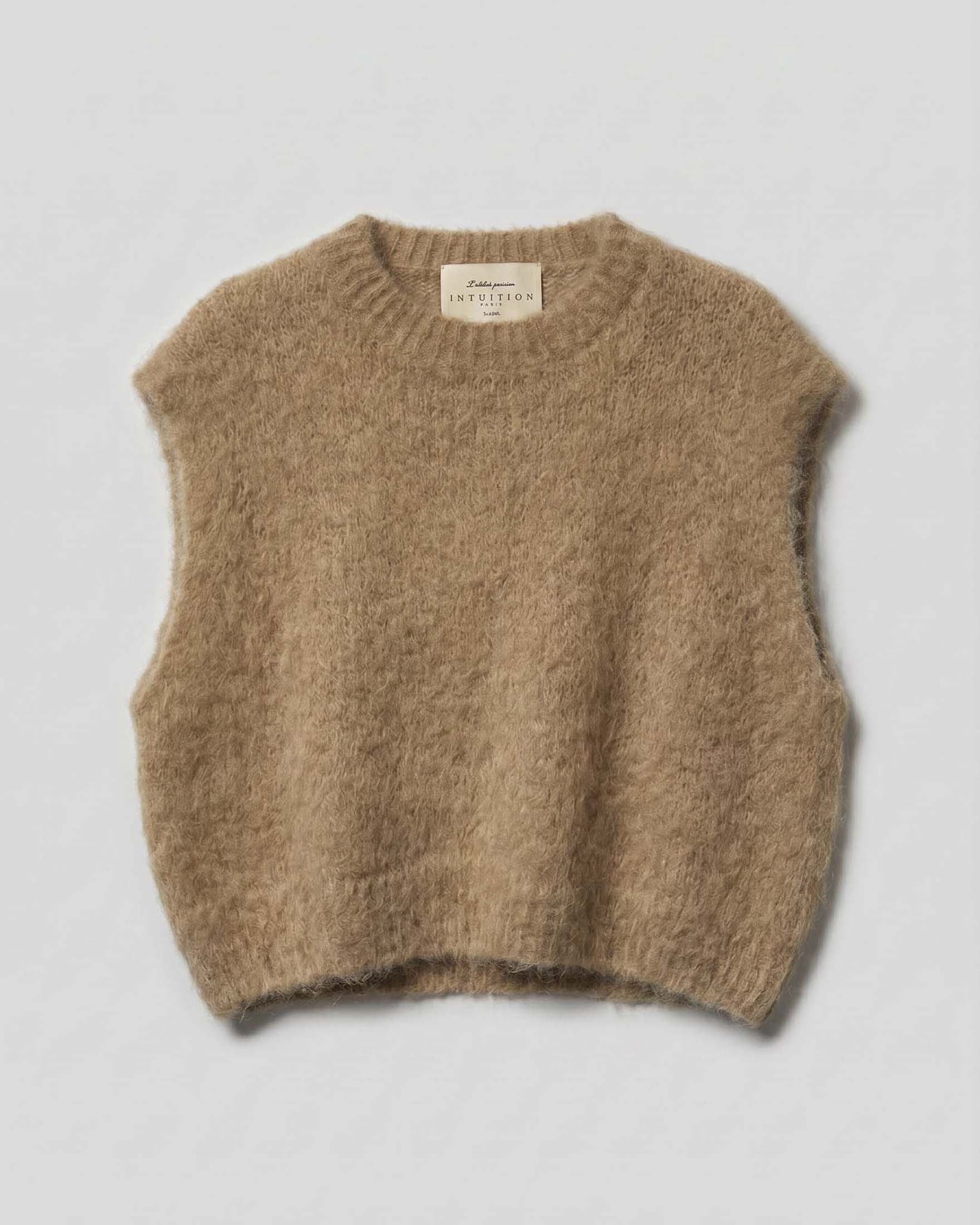 Gilet cropped Intuition Paris cammello in mohair texture soffice con taglio boxy