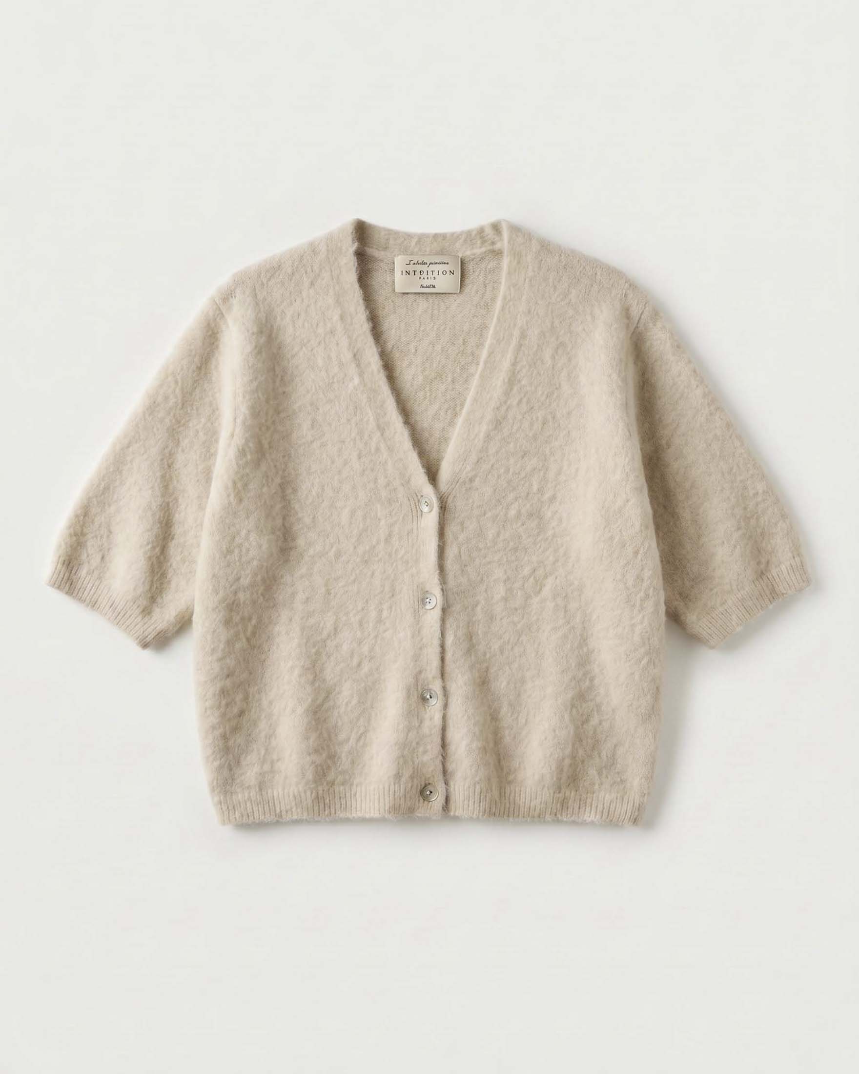 Cardigan a mezze maniche Intuition Paris beige in misto lana e angora con scollo a V