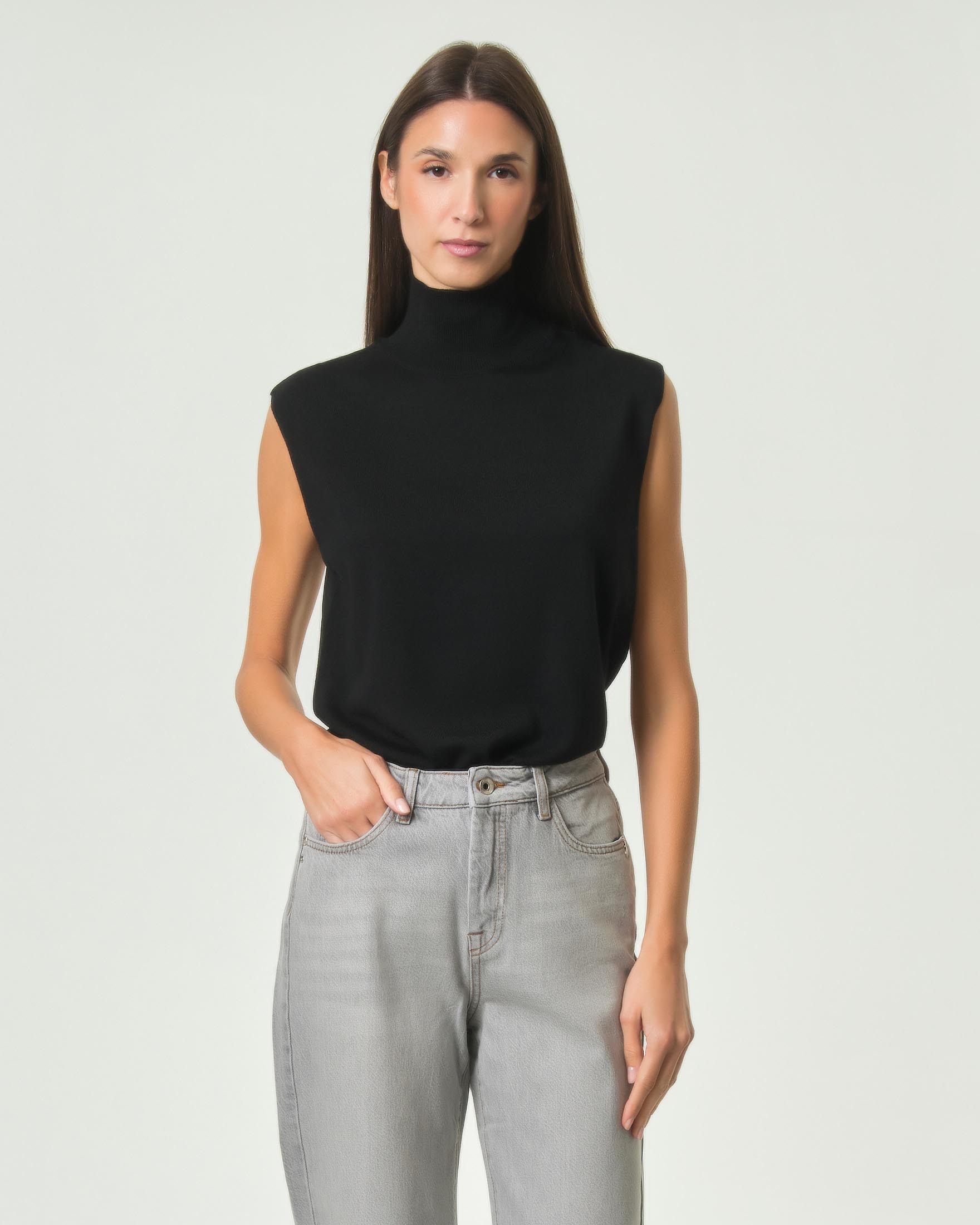 Gilet Patrizia Pepe nero in pura lana con collo alto e rivetto Fly sul retro