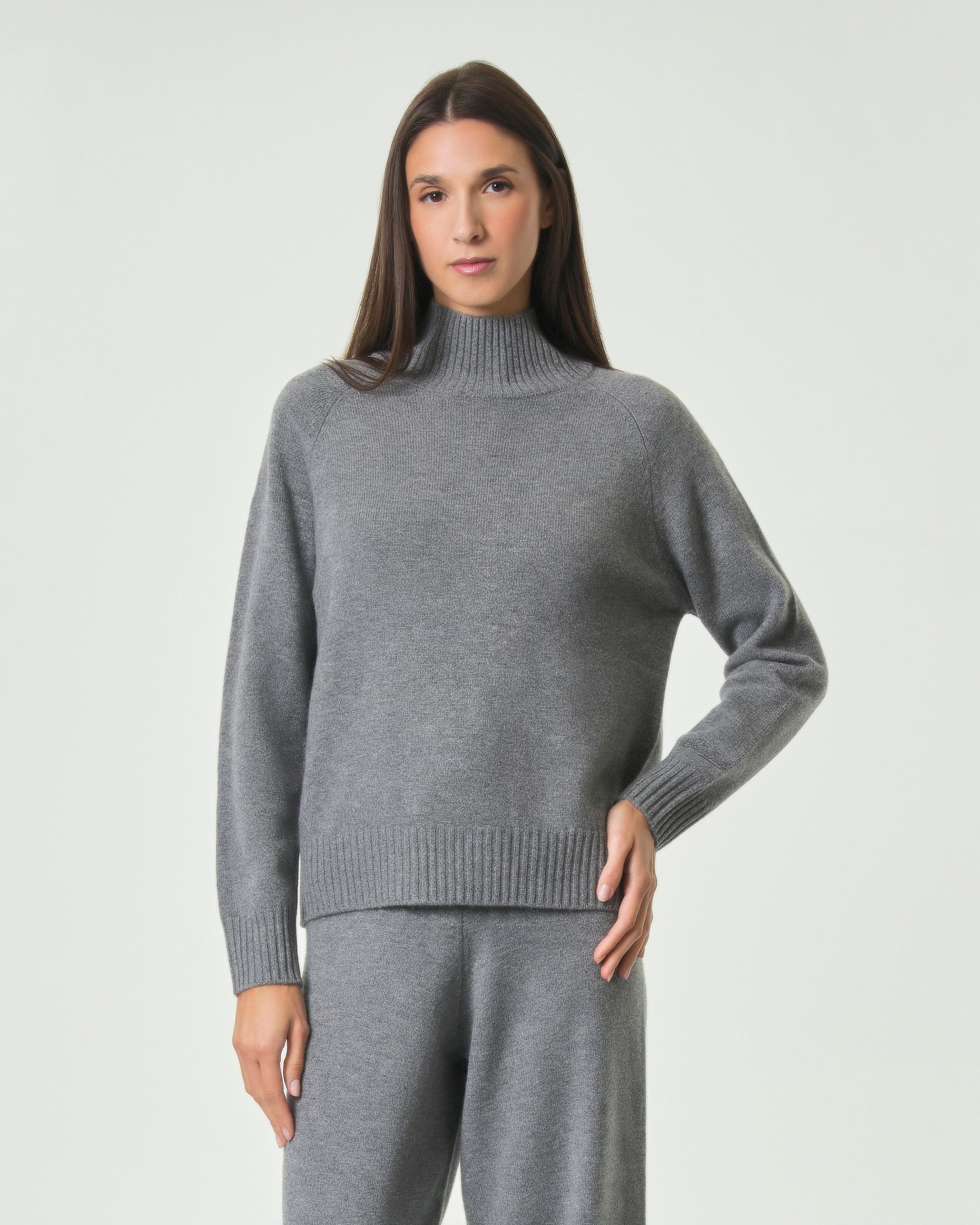 Maglia lupetto Flanny MC2 Saint Barth grigia in pura lana con maniche raglan e bordi a coste