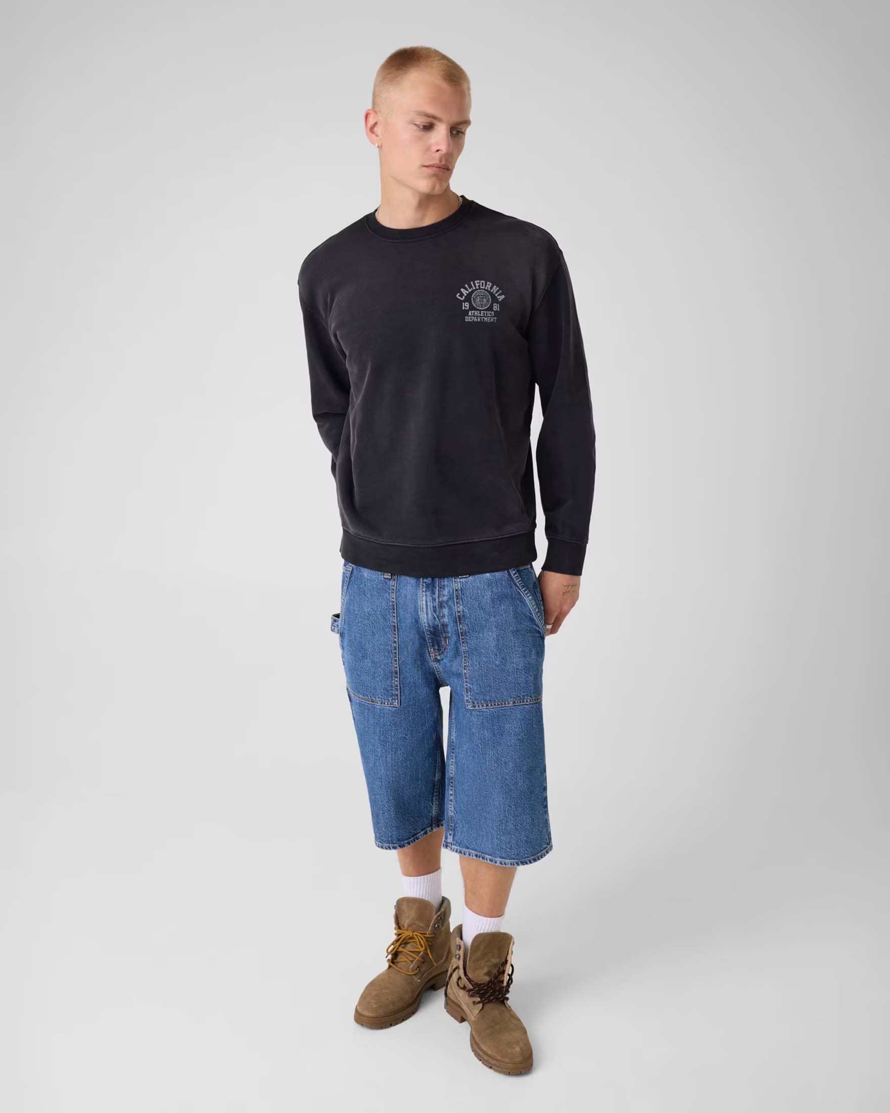 Felpa girocollo Guess Jeans antracite in cotone con logo stampato