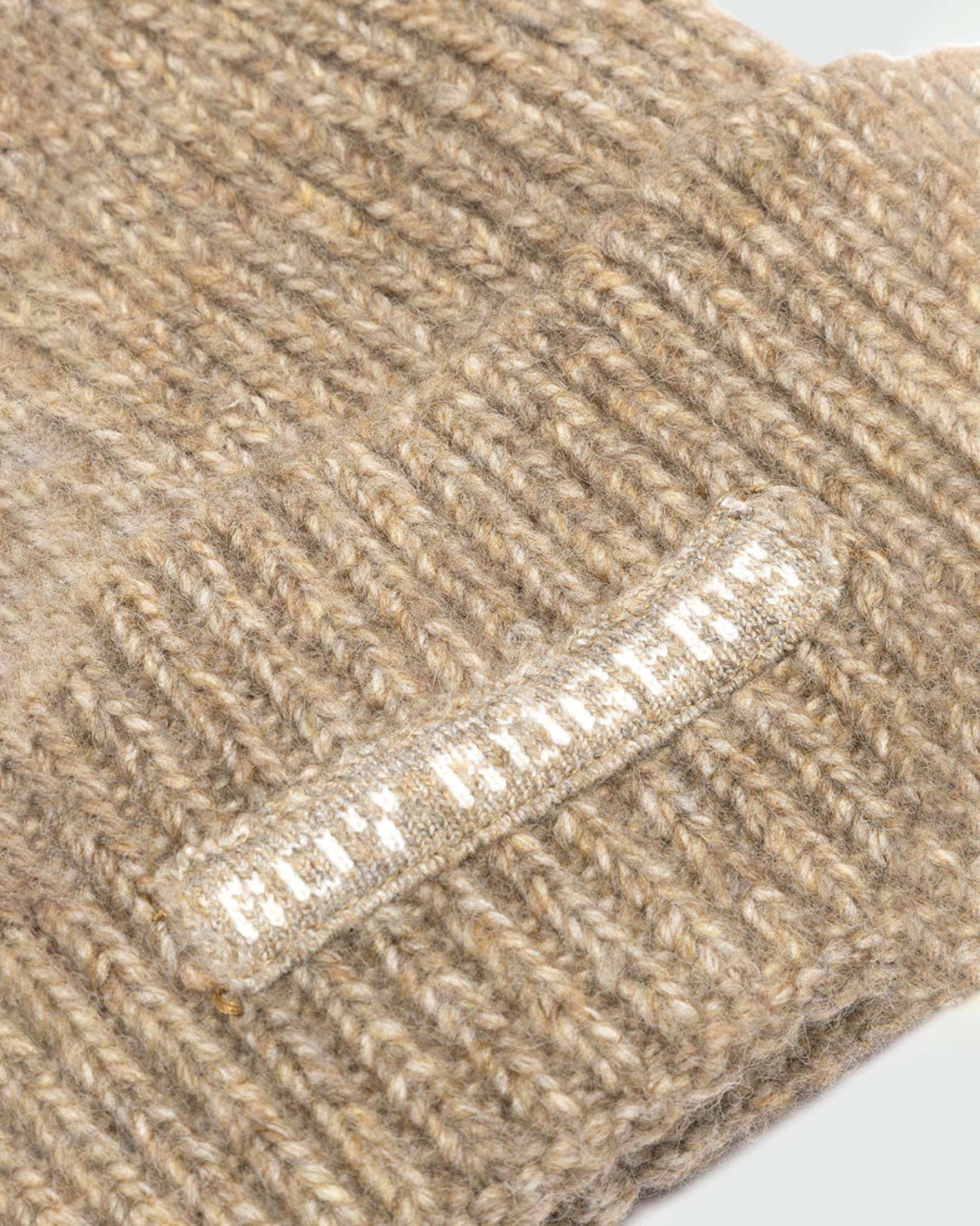 Berretto beanie Roy Roger's color cammello in misto lana a coste con logo jacquard image