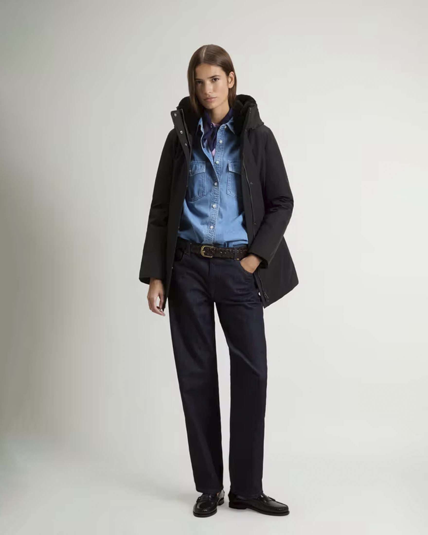 Parka slim Boulder Woolrich nero in Ramar Cloth con imbottitura in piuma d’anatra image