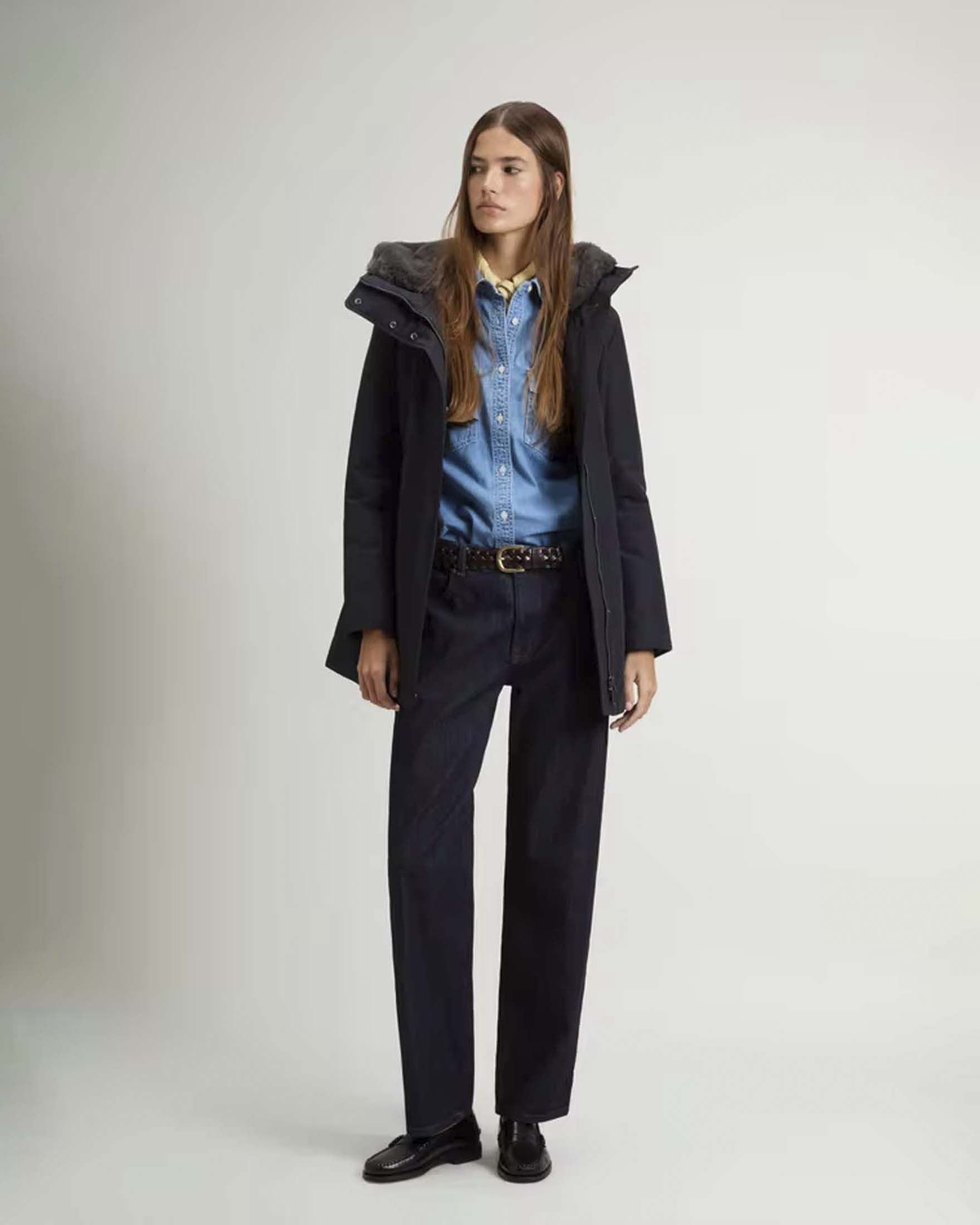 Parka slim Boulder Woolrich blu in Ramar Cloth con imbottitura in piuma d’anatra image
