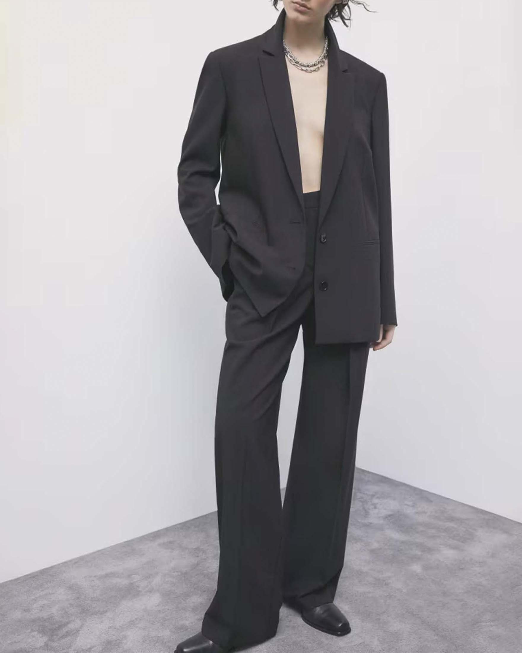 Pantalone palazzo Patrizia Pepe nero in gabardina di viscosa con pince e pieghe