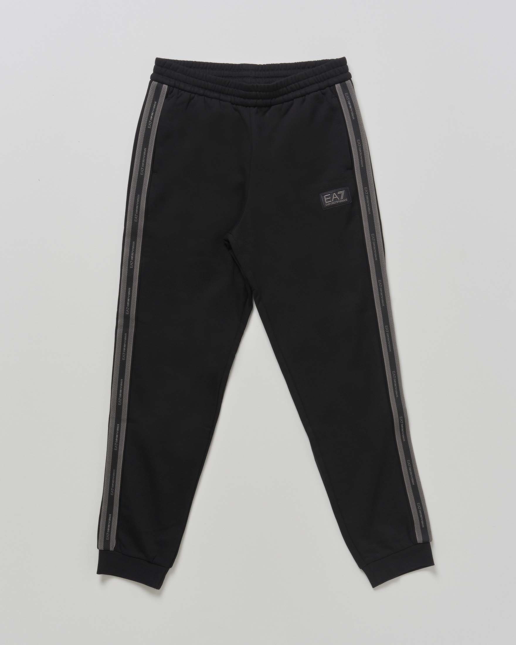 Jogger nero EA7 Junior in cotone felpato