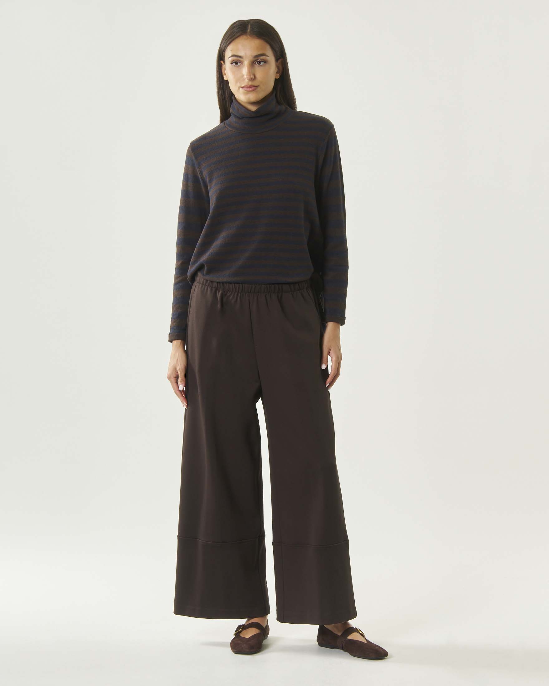 Pantaloni tricot wide leg Jurerê marroni in viscosa con tasche alla francese e vita elasticizzata
