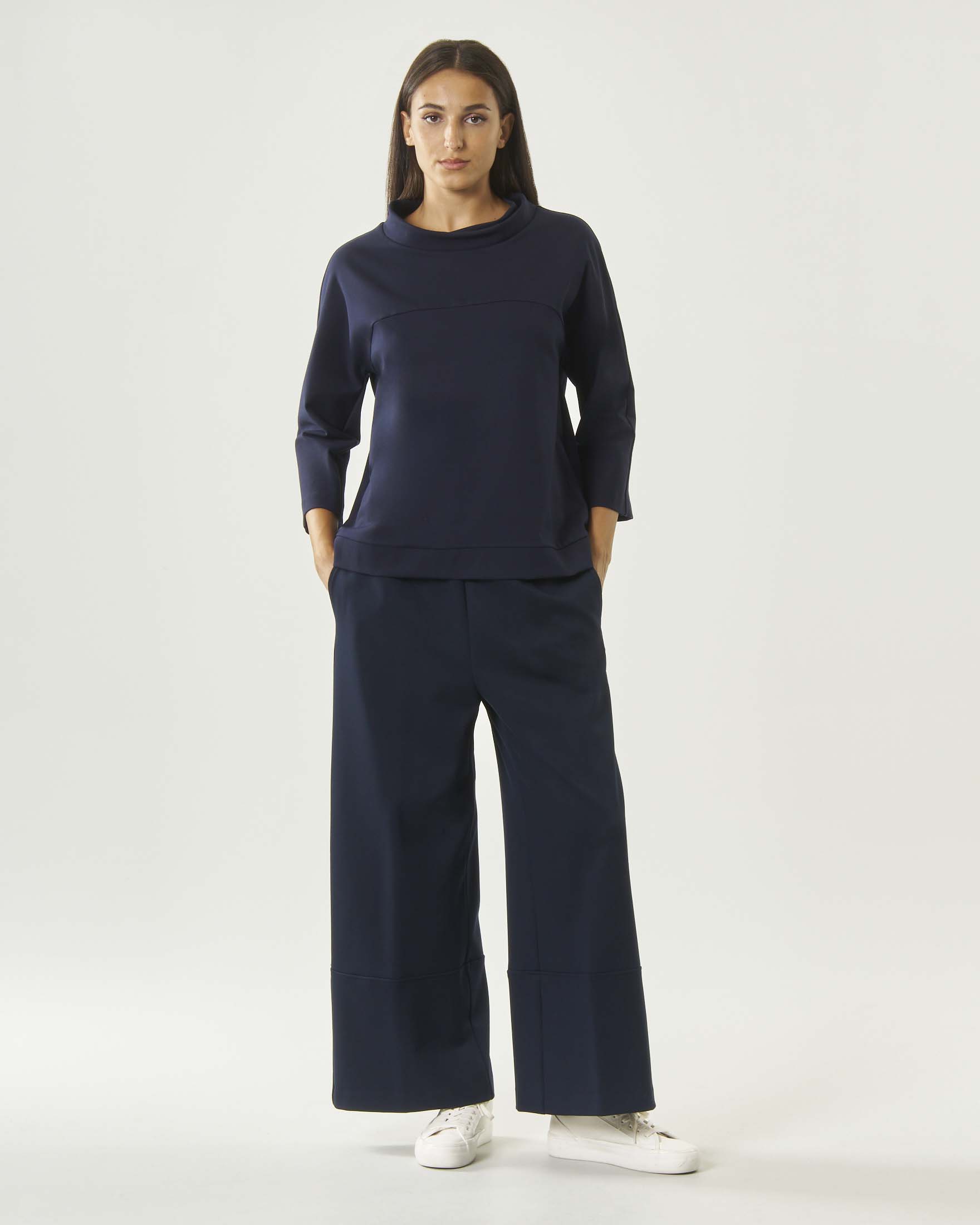 Pantaloni tricot wide leg Jurerê blu in viscosa con tasche alla francese e vita elasticizzata