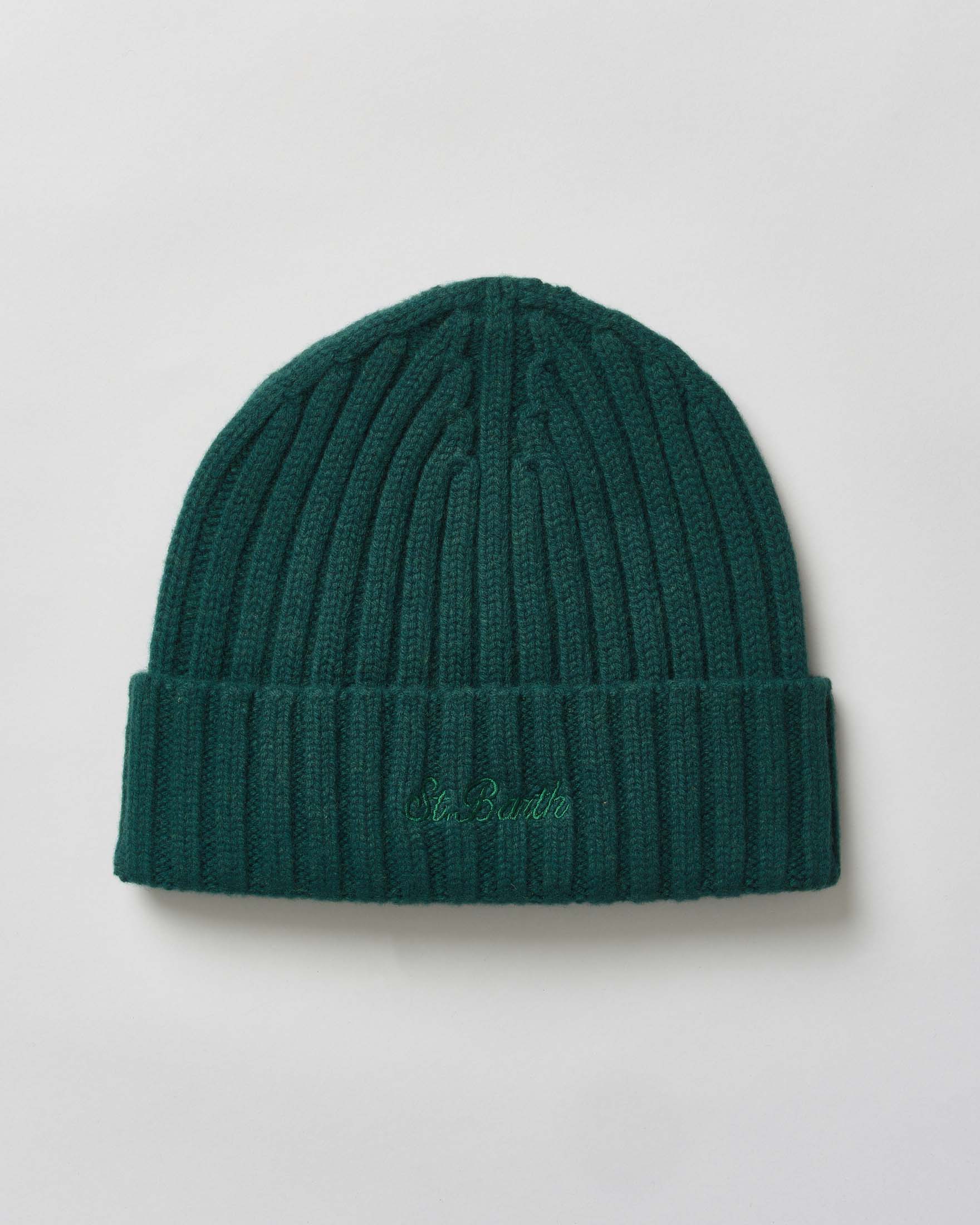 Berretto MC2 Saint Barth verde in maglia di lana a coste inglesi con ricamo St.Barth sul risvolto tono su tono