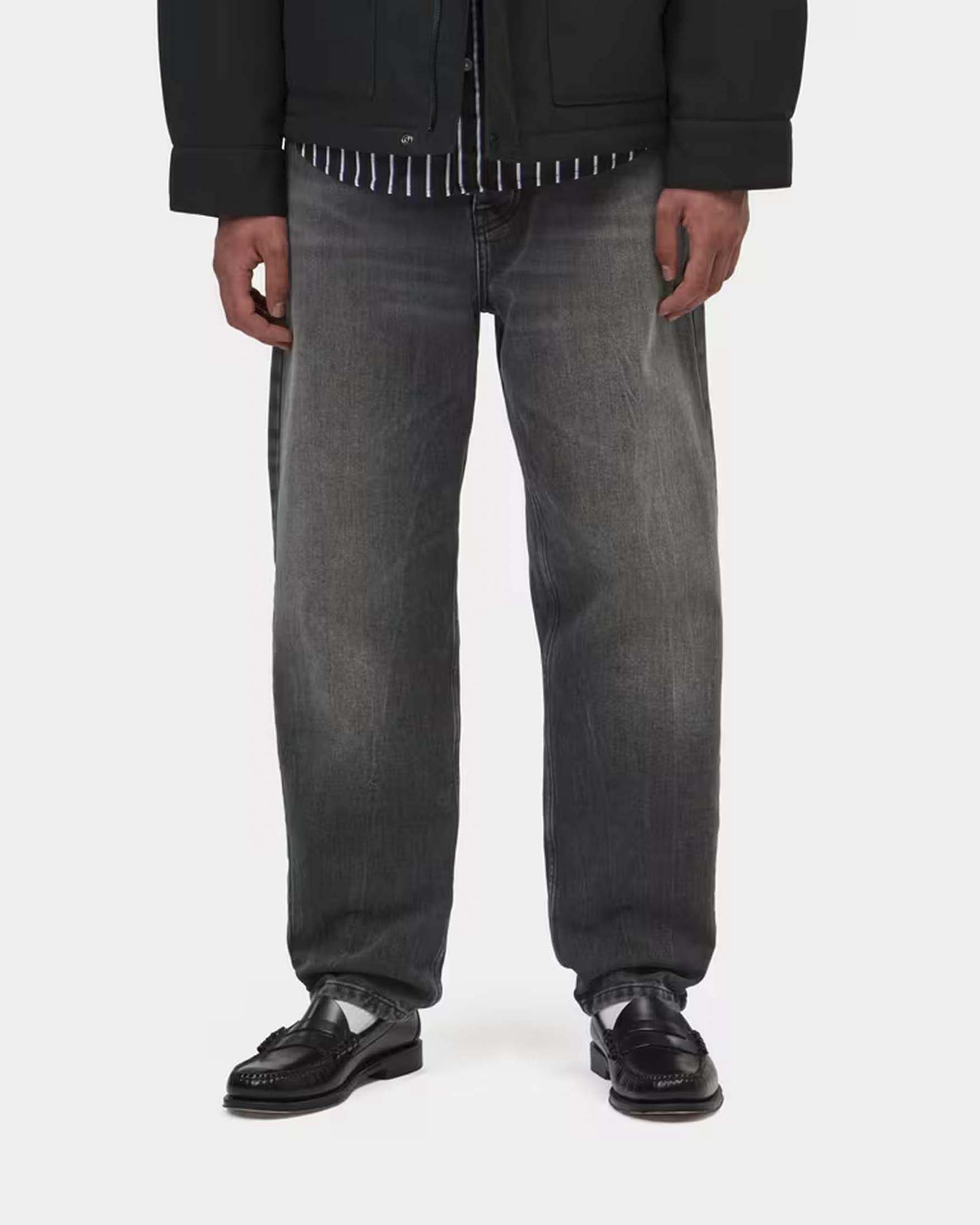 Jeans Carhartt Newel Pant relaxed tapered fit in cotone lavaggio nero stone washed