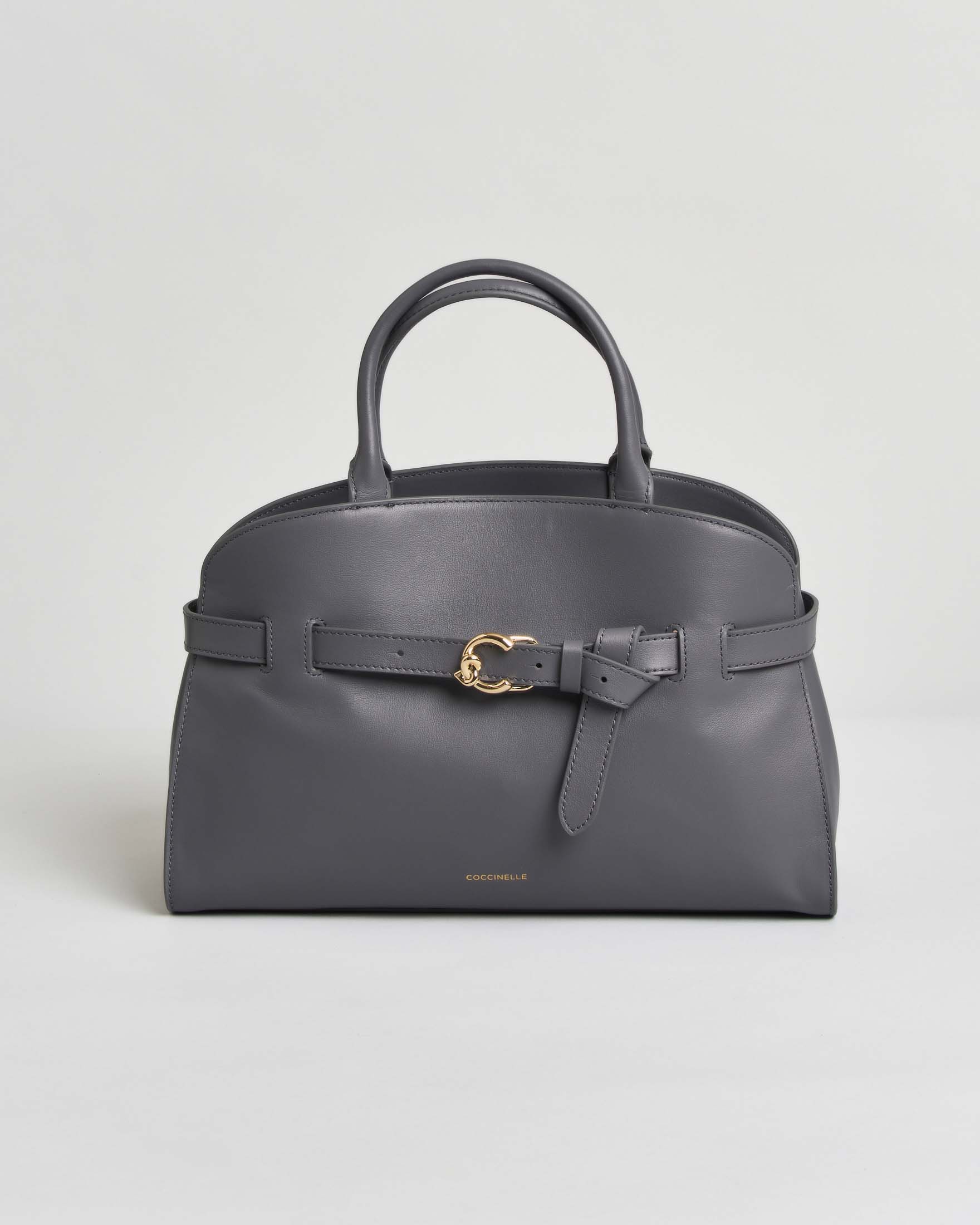 Borsa a mano Sabine Medium Coccinelle antracite in pelle liscia con cinturino e logo C-Me dorato