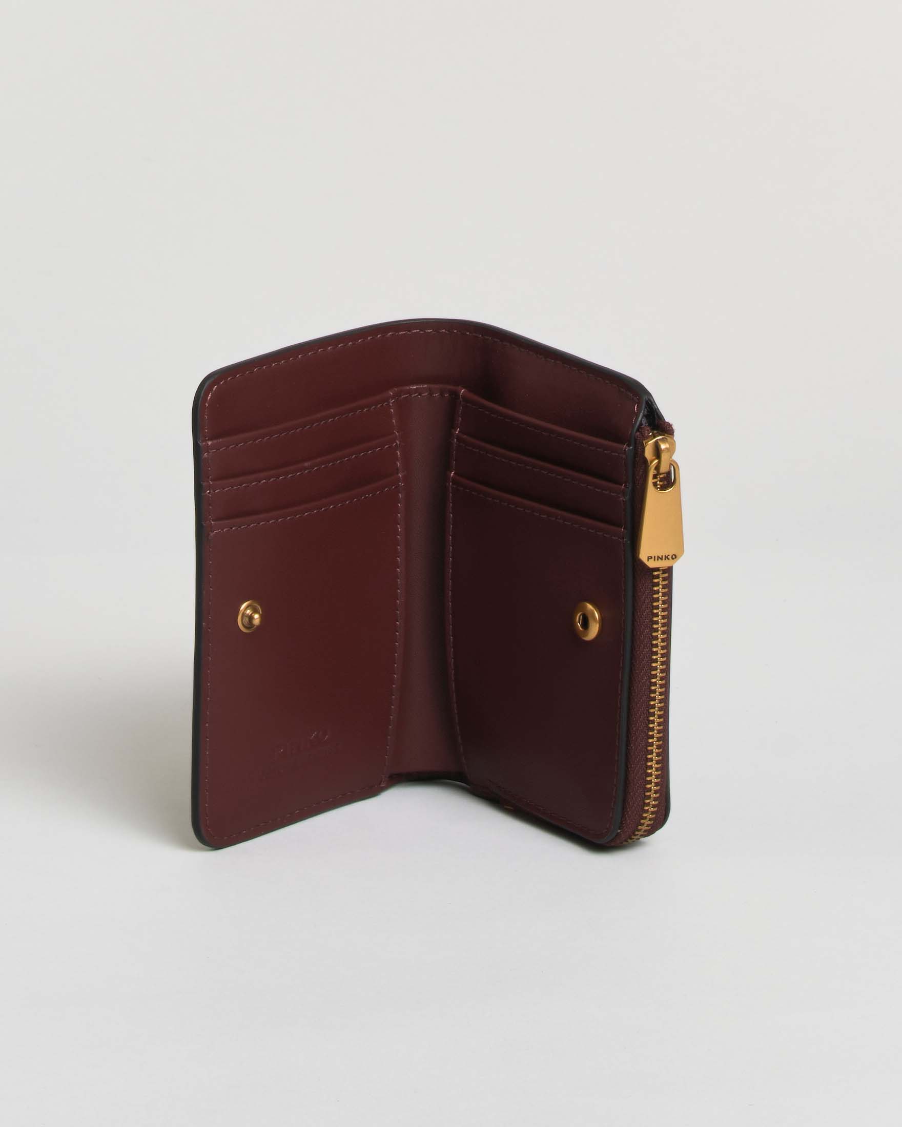 Portafoglio compatto Pinko bordeaux in pelle liscia con fibbia Love Birds dorata image