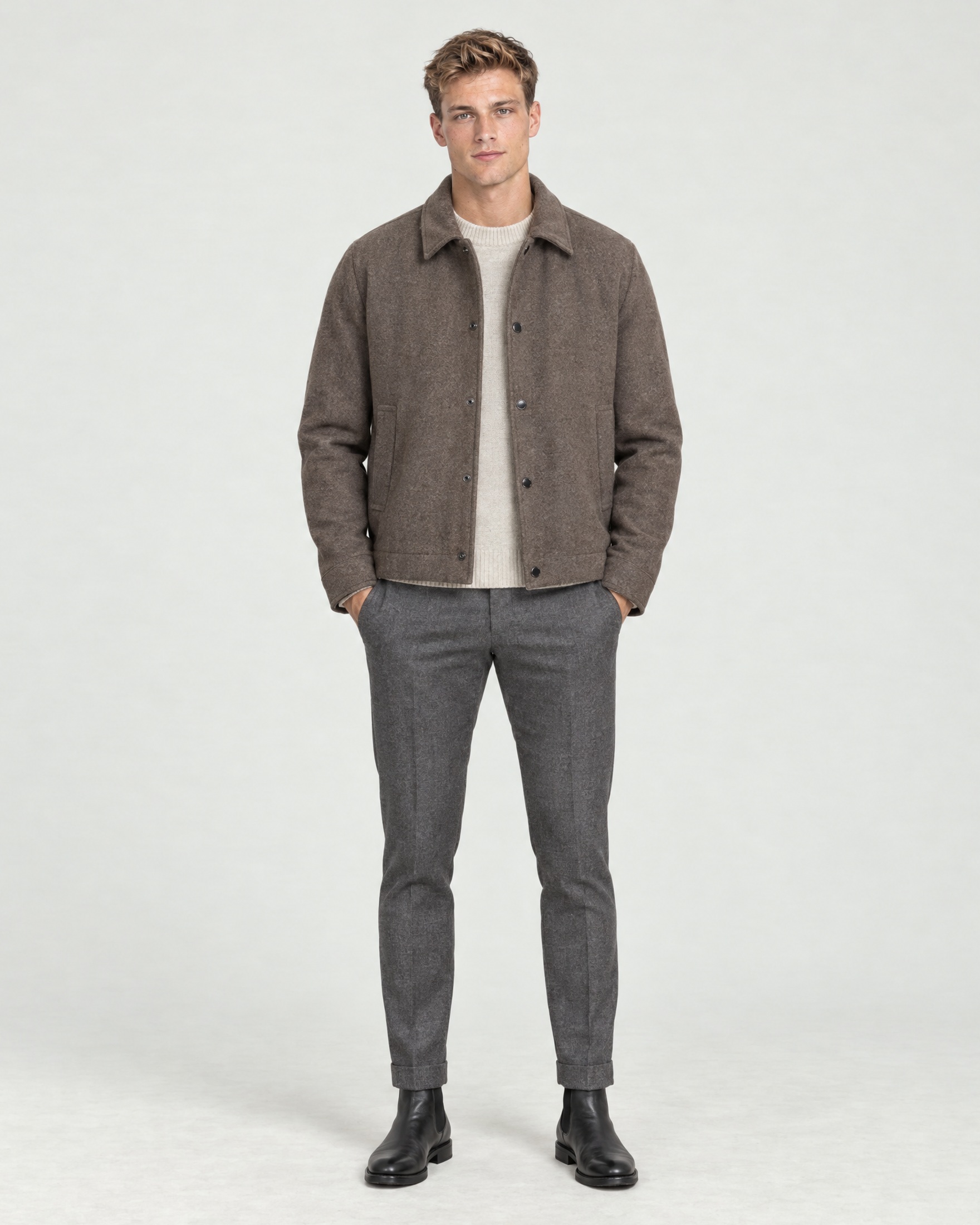 Giacca camicia Woolrich Keating in misto lana riciclata color noce con imbottitura in piuma