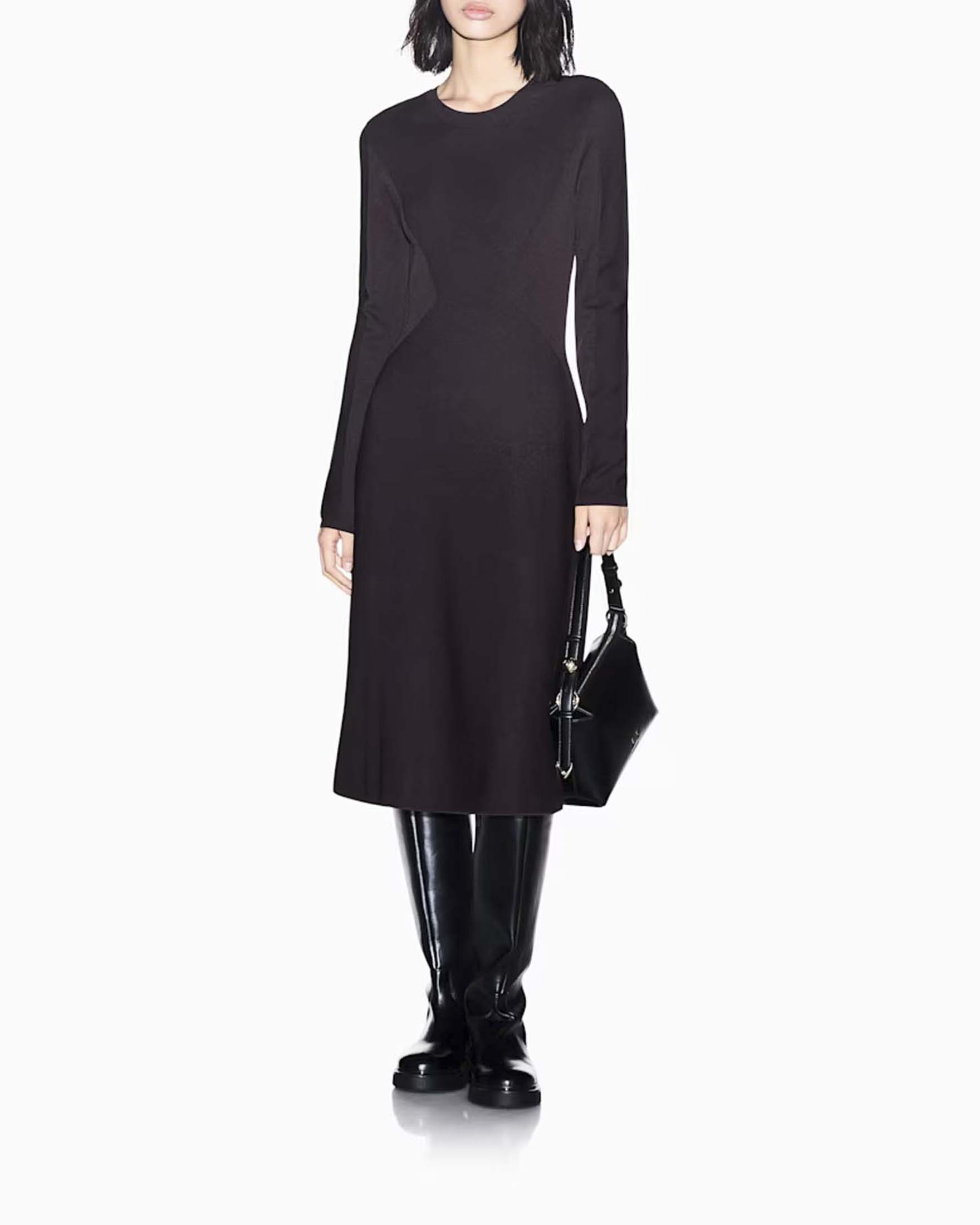 Abito midi girocollo Armani Exchange nero in maglia fine di viscosa con maniche lunghe